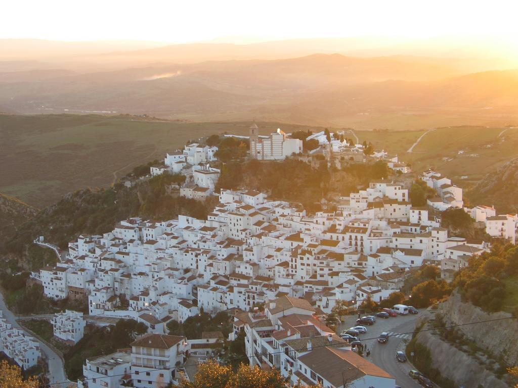 Ddg Retreat Hotel Casares Eksteriør billede
